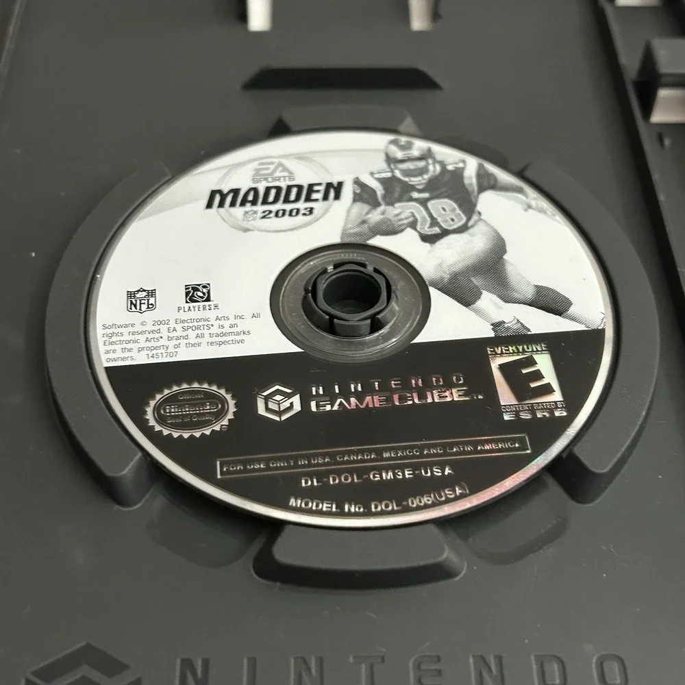 NINTENDO Gamecube Madden 2003 NFL EA Sports TESTED No Manual L